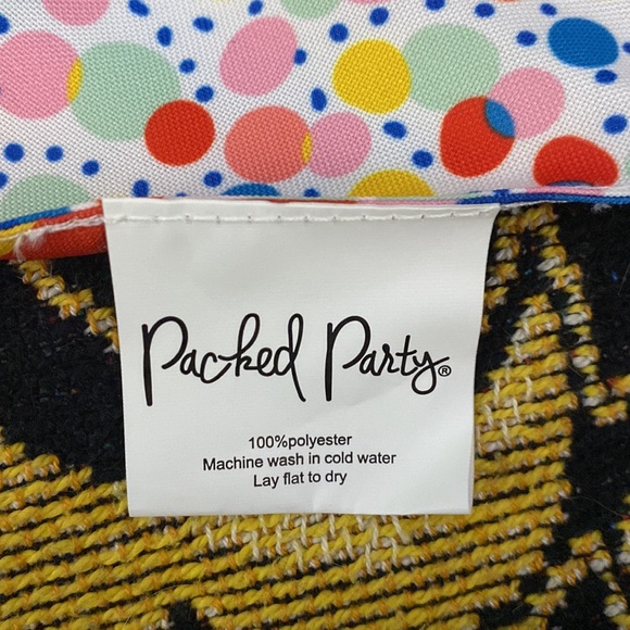 Cat/Dog Reversible Birthday Bandana - Picture 3 of 3